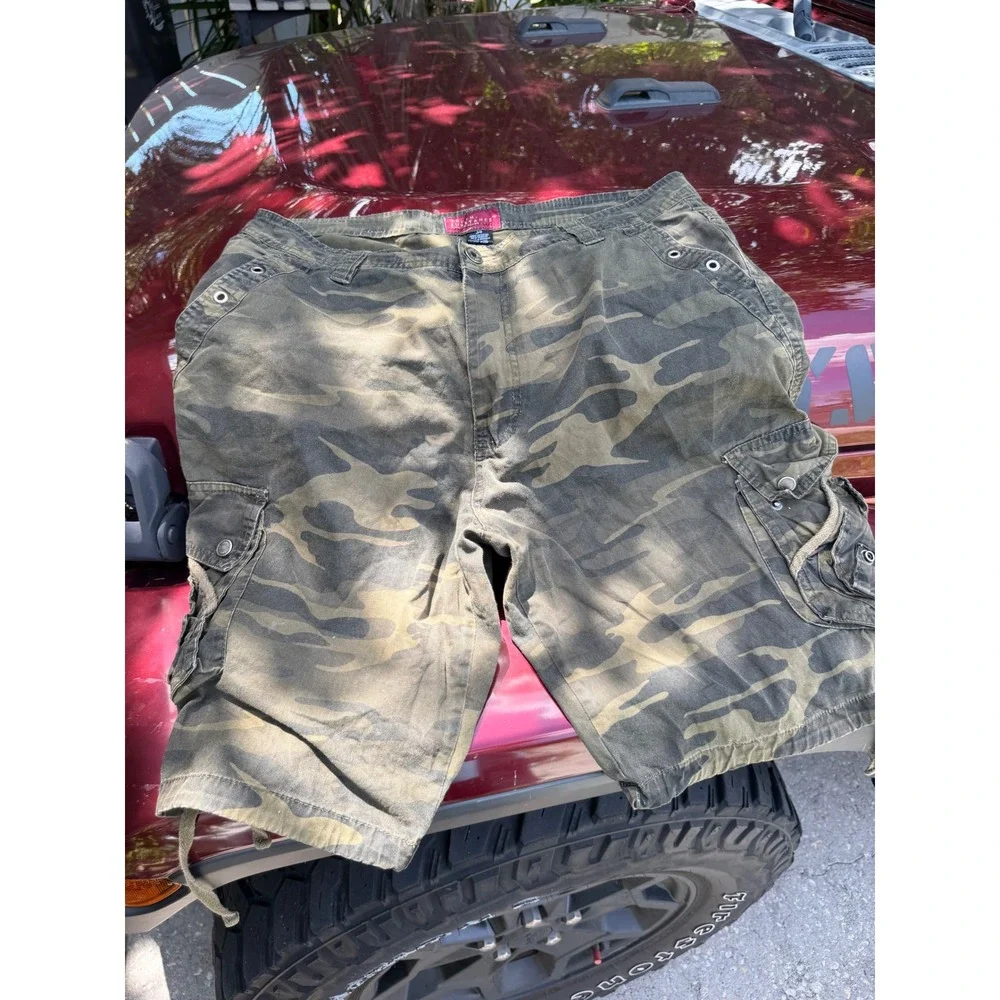 Truth Substance Common Sense Mens Camo Cargo Shorts Green Size 34 BM9A14 Cotton